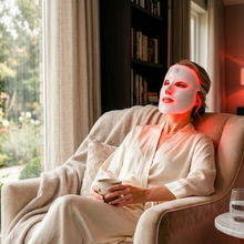 Cargar imagen en el visor de la galería, Máscara de Fototerapia LED Profesional